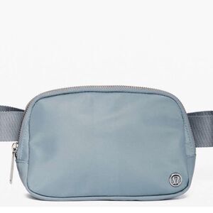 LULULEMON Everywhere Belt Bag 1L in Chambray
